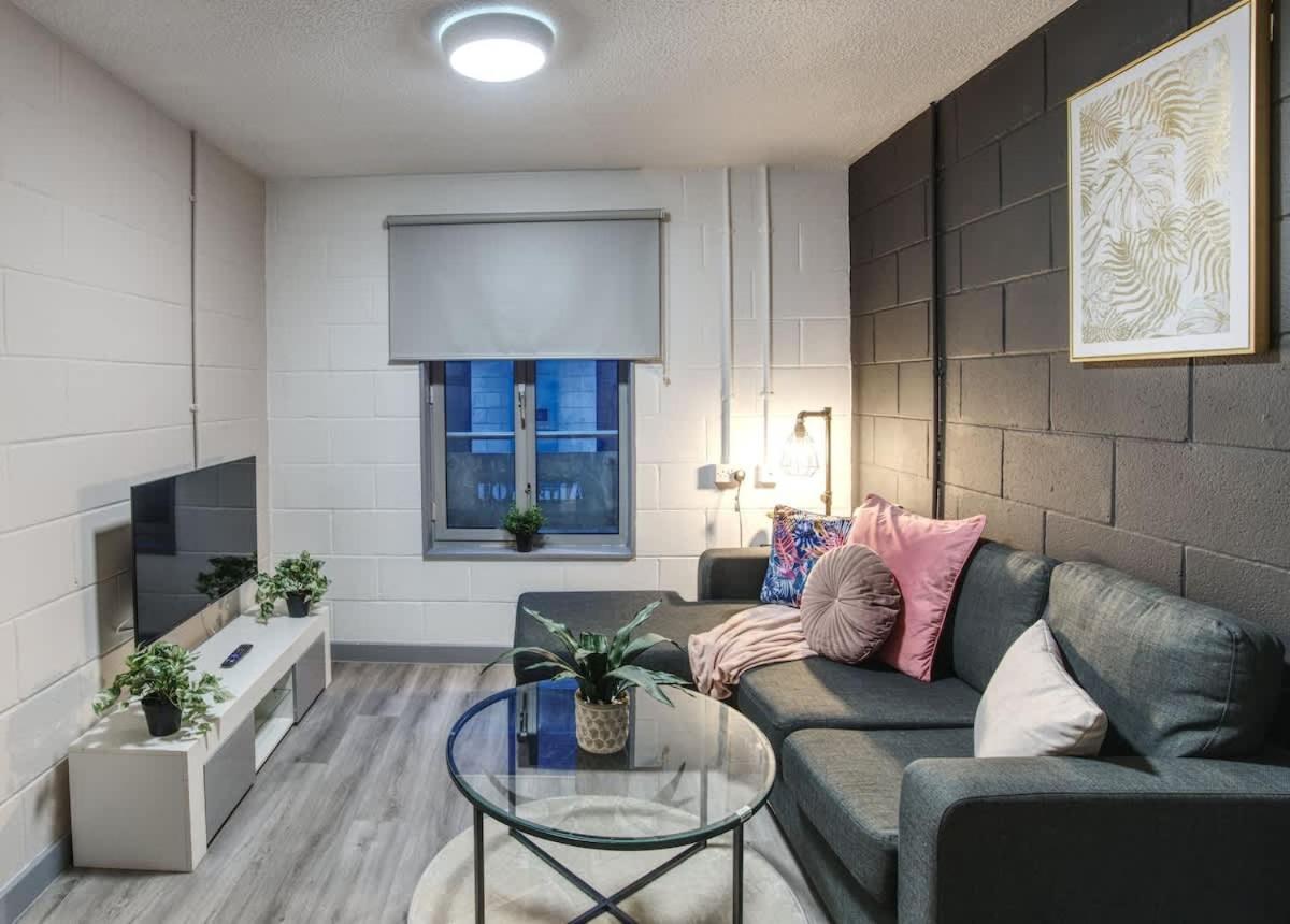 1Br City Centre Apt, Self Check In, Wifi, By Derbnb เชฟฟิลด์ ภายนอก รูปภาพ
