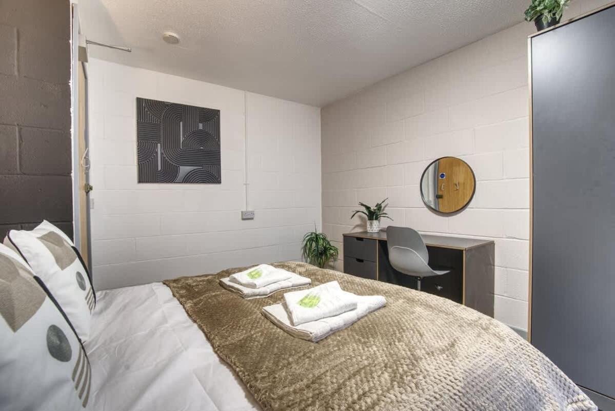 1Br City Centre Apt, Self Check In, Wifi, By Derbnb เชฟฟิลด์ ภายนอก รูปภาพ